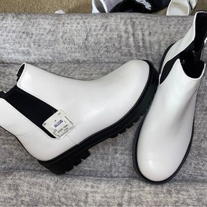 NWT white boots